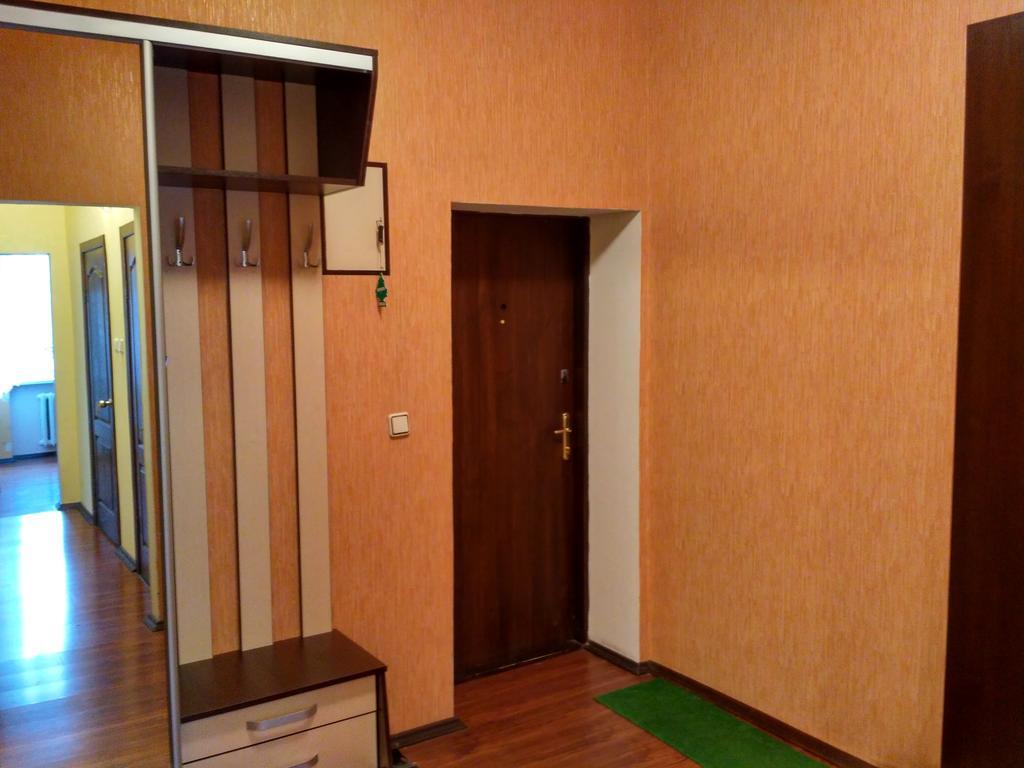 Двокімнатна Квартира В Ценрі Міста На Ерусалимці Поруч З Фонтаном Рошен ヴィーンヌィツャ エクステリア 写真